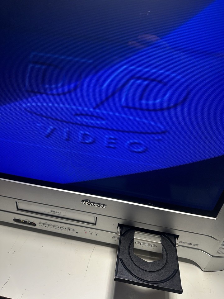Memorex MVDT2402 24” Color CRT TV DVD VHS VCR Combo Gamer Gaming Tested ...