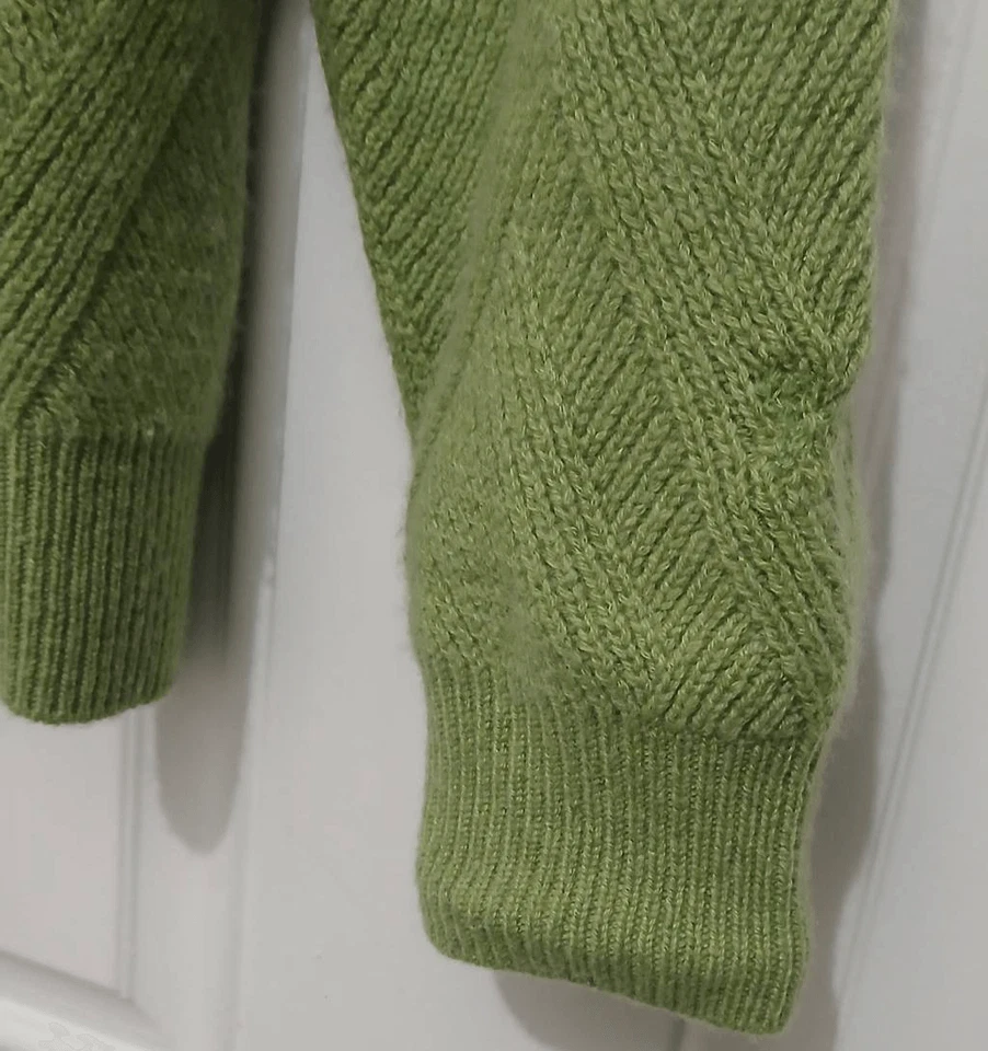 Talbots mens medium green thick 100% 2ply cashmere sweater 1/2 zip - Image 4 of 4