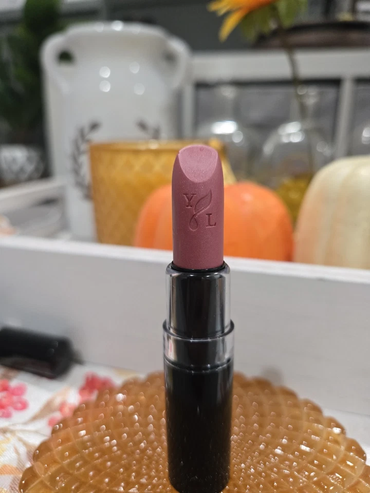 Savvy Minerals de Young Living ~ Lápiz labial Sweet Life NUEVO en CAJA  Foto 2 de 4