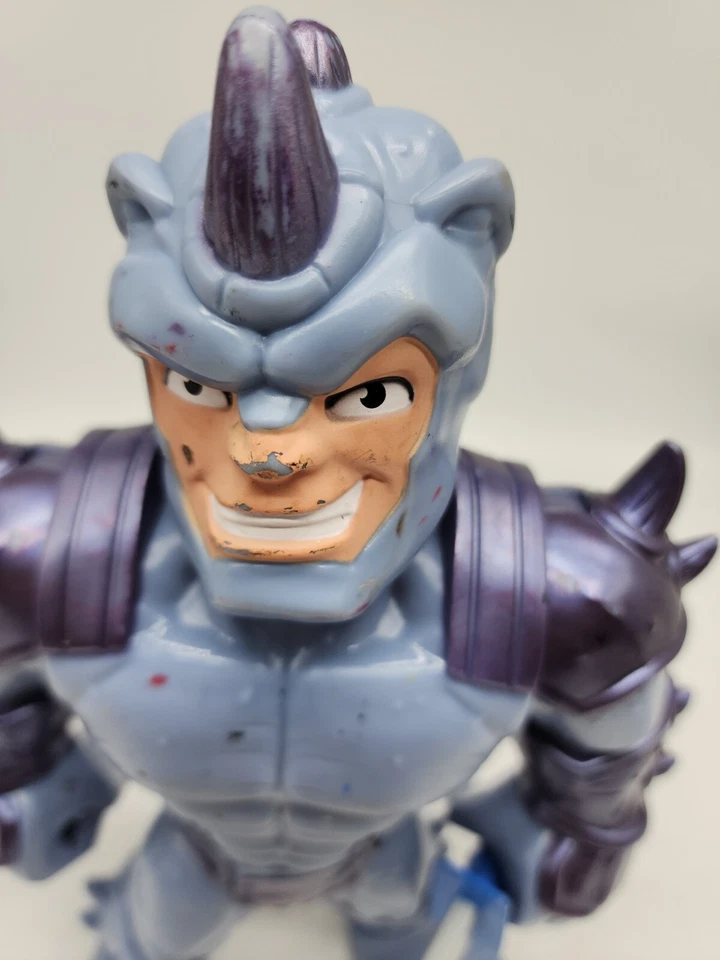 Figura de rinoceronte Hasbro Heroes Marvel Mega Mighties 10” Playskool rara con espada Foto 2 de 4