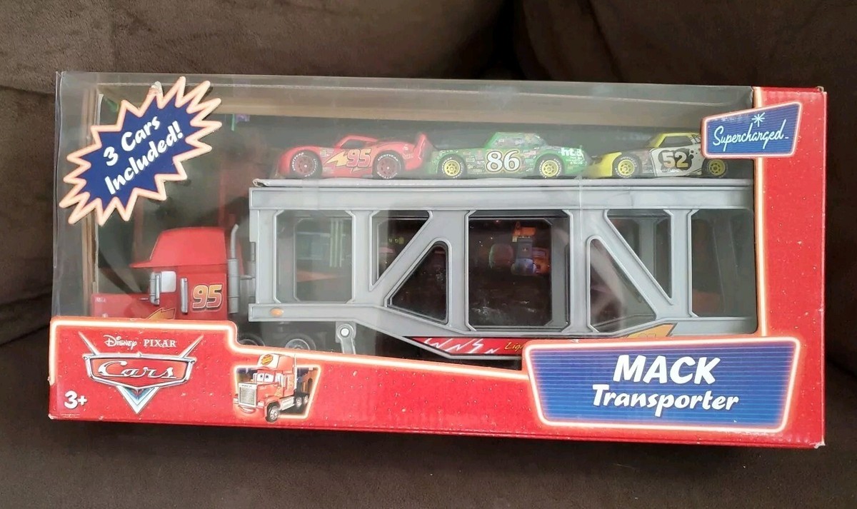Disney Cars Supercharged MACK TRANSPORTER LEAK LESS CHICH MCQUEEN