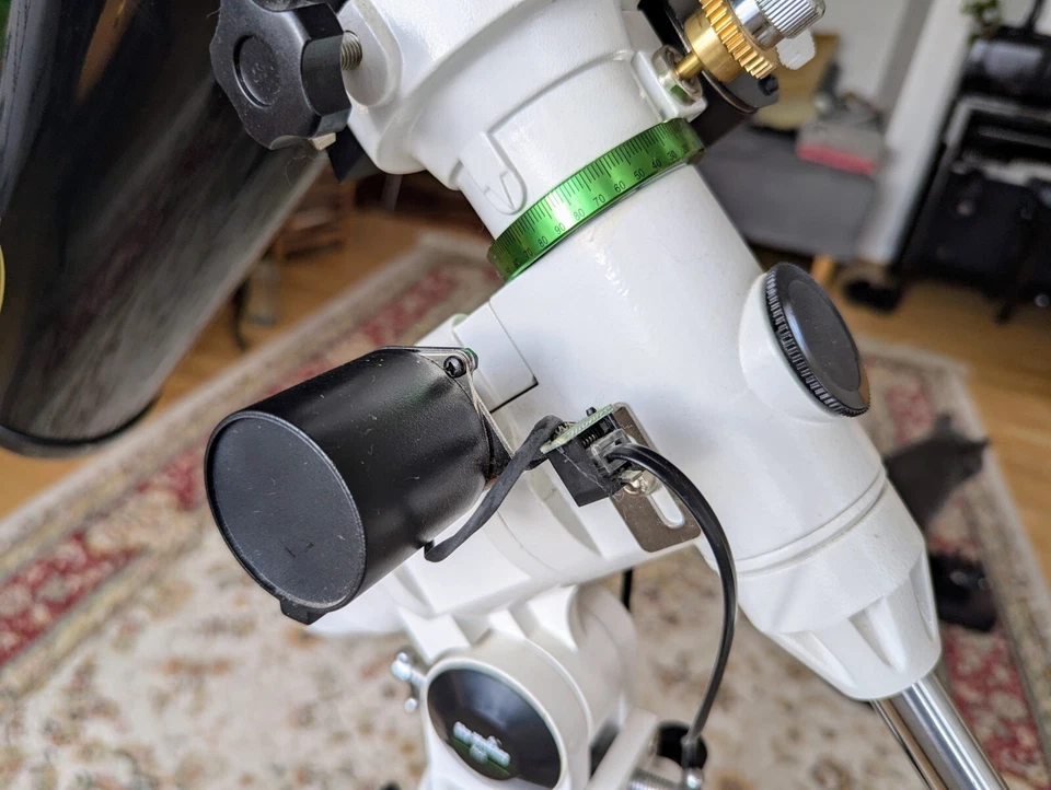 Teleskop Omegon + EQ3-2 Motor Set + Okular Set + Handyhalter für Fotos/Videos - Bild 4 von 4