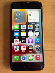 Apple iPhone 8, A1905, Space Grau, 64GB, Grade D, entsperrt