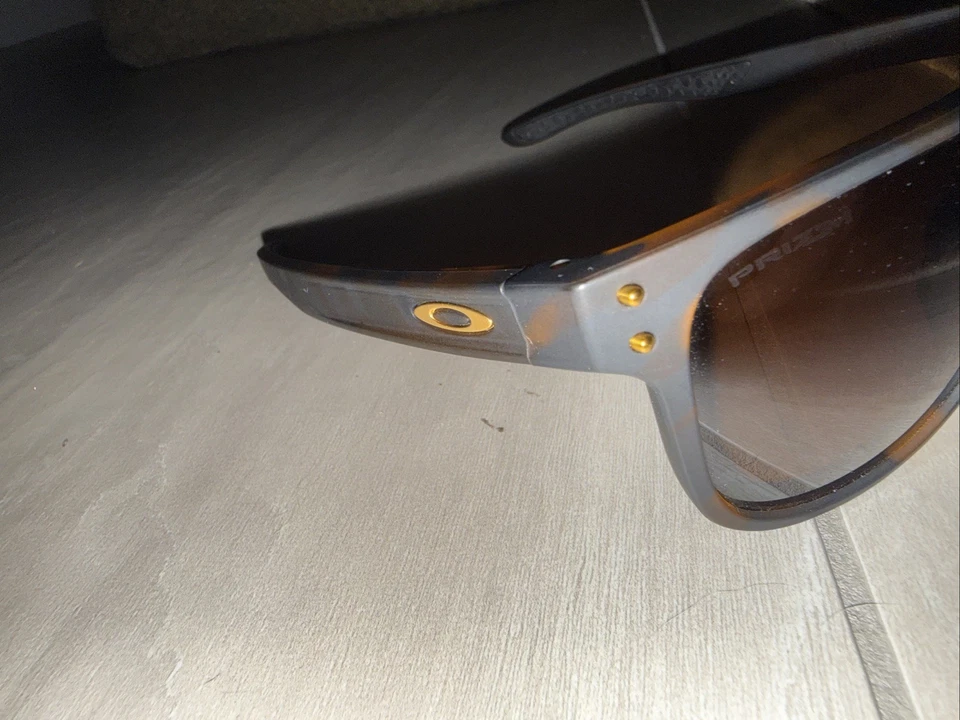 Oakley Holbrook POLARIZED Sonnenbrille Sunglasses Wood Braun Lens Neuwertig - Bild 4 von 4