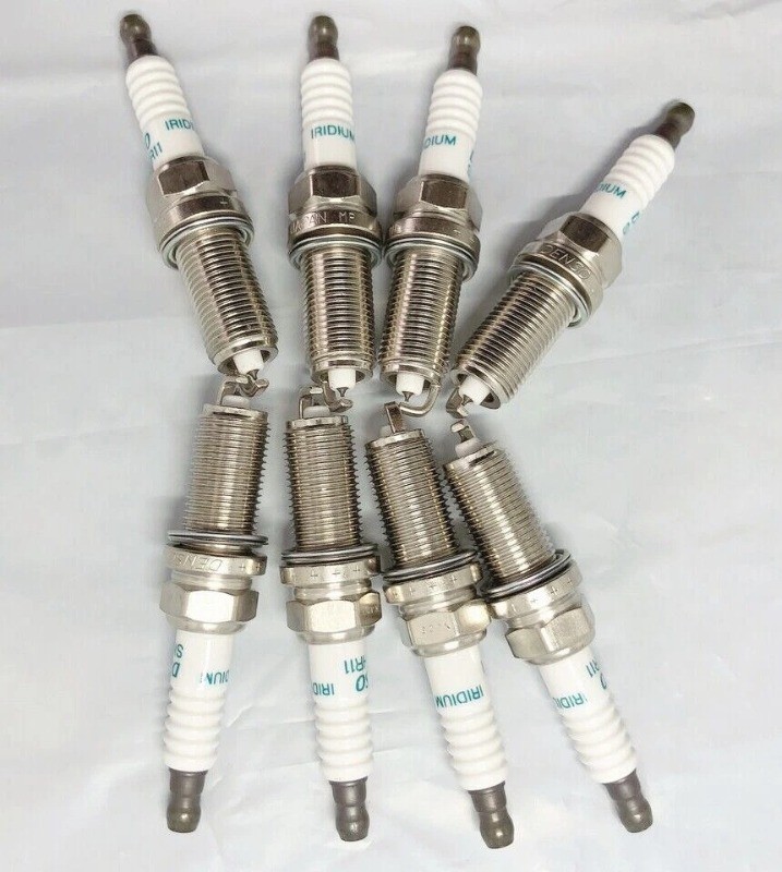 Pack of 8Pcs Iridium Spark Plugs SK20HR11 for Lexus Tundra 90919-01191 US Stock