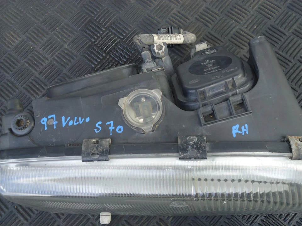 Faro delantero derecho VOLVO C70 S70 V70 cupé sedán vagón 1997-2005 Foto 2 de 4