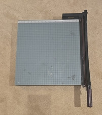 Premier Heavy-Duty Wood Series Guillotine-Style Paper Cutter Trimmer 19 x 19