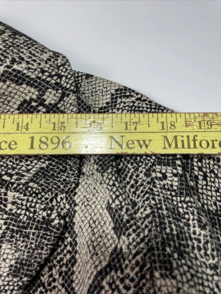 Chaqueta Blazer Ann Taylor Frente Abierto MP Mujer Cinturón Estampado Piel Serpiente Foto 4 de 4