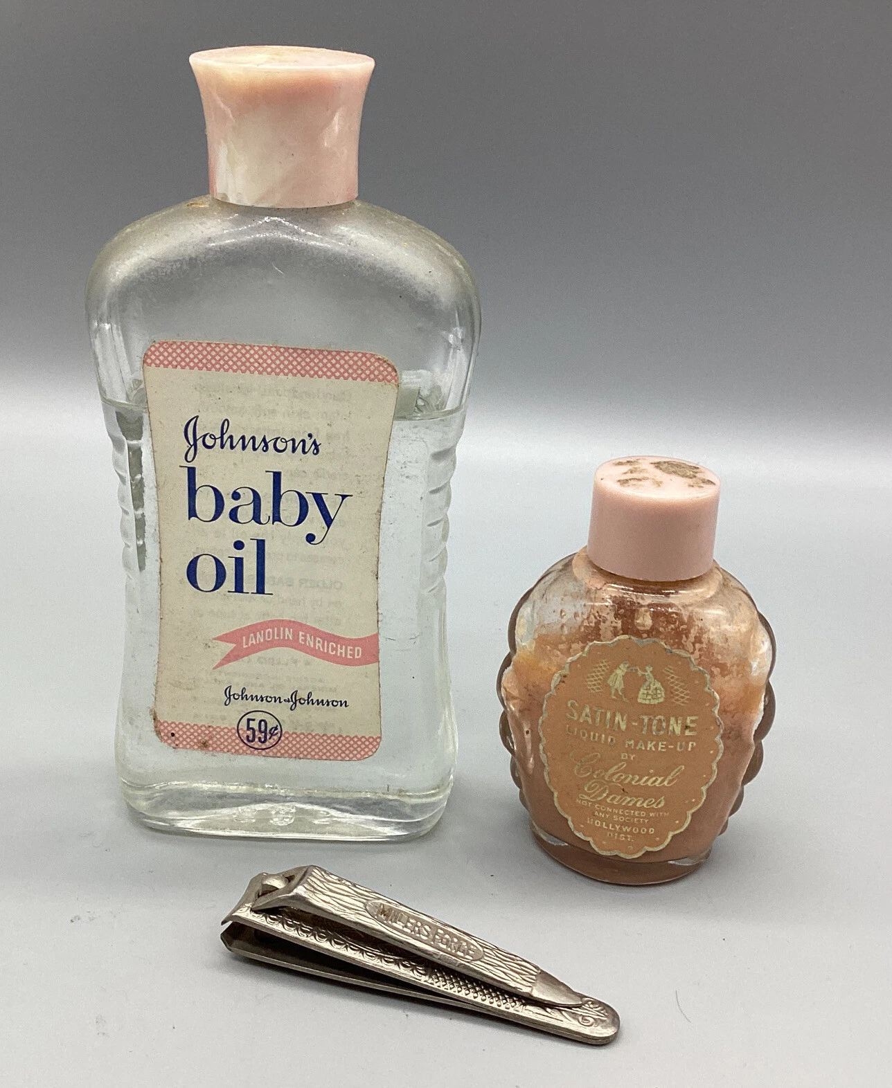 VTG Makeup Mixed Lot GLASS BABY OIL - COLONIAL DAMES LIQUID - NAIL CLIPPERS