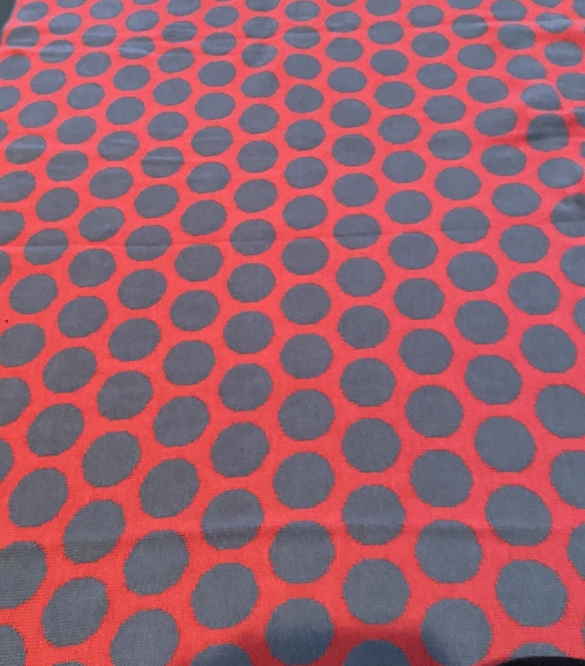 Cobertor de bebê Sumersault ponto vermelho pontos vermelhos 38 X 29 G1 em excelente estado usado - Imagem 2 de 4