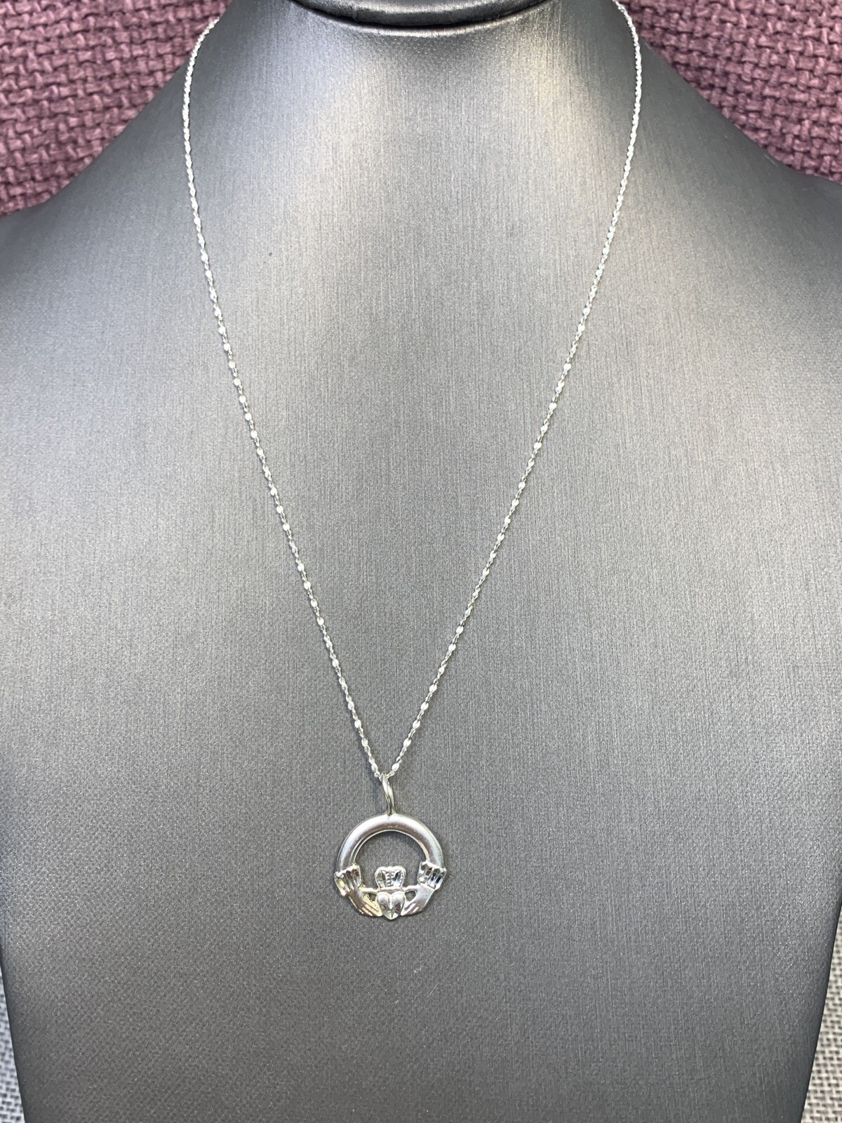 Silver Plated Claddagh Necklace - Solid 925 Sterl… - image 3