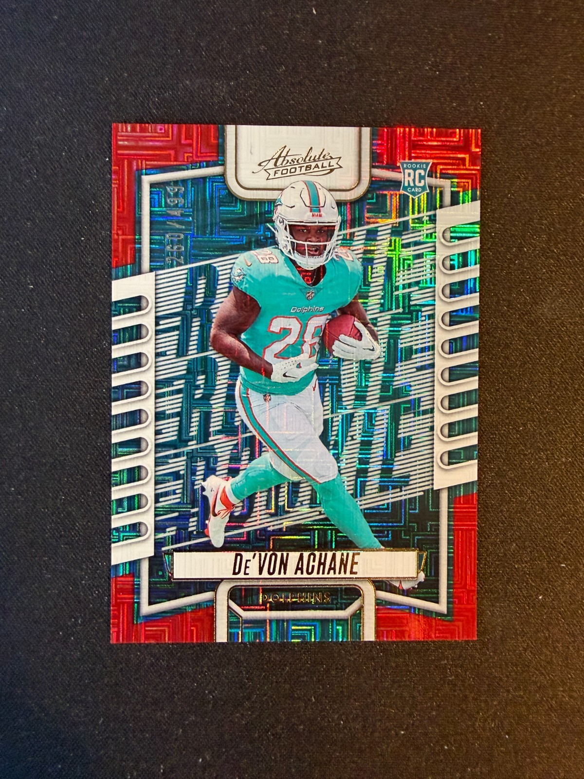 De'Von Achane Panini Absolute #130 Red Square