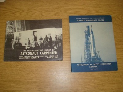 Aurora 7 lot of 2 booklets/brochures NASA Scott Carpenter 1962 Earth orbit