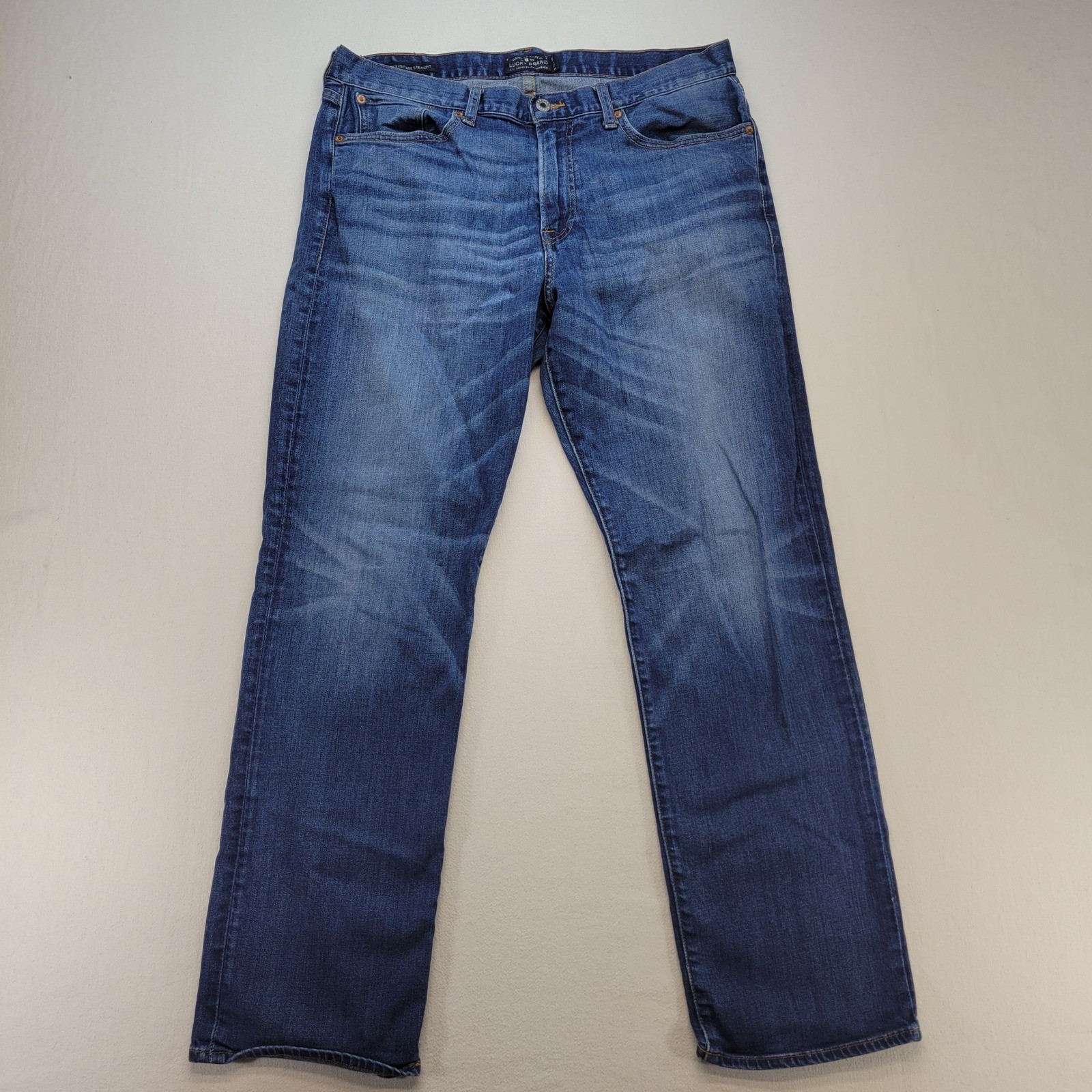 Mens 34x30 Blue Medium Wash Stretch Denim