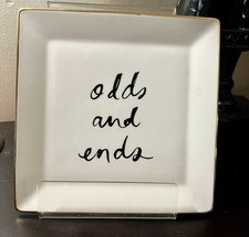 Kate Spade New York Daisy Place Odds & Ends Medium Square White Dish H1463