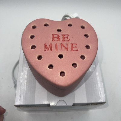 Scentsy BE MINE Candy Heart Valentine Warmer 2016 Retired
