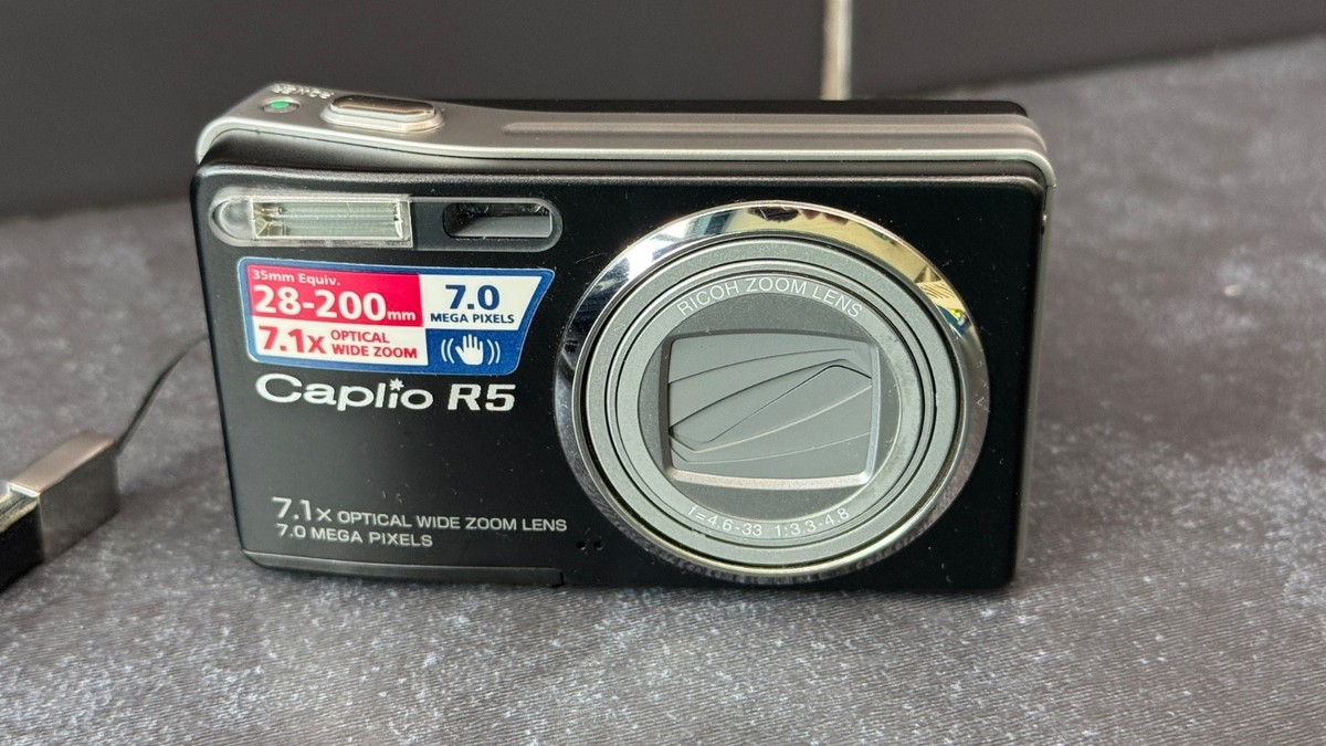 Ricoh Caplio R5 Black 7.0MP Digital Camera - Black | eBay