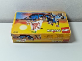 Lego vintage System Castle 6057 Sea Serpent, with box and instructions