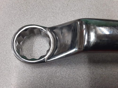 Craftsman -VɅ- 44366 17mm x 19mm Offset Box-End Wrench 12 Point USA - Picture 9 of 12