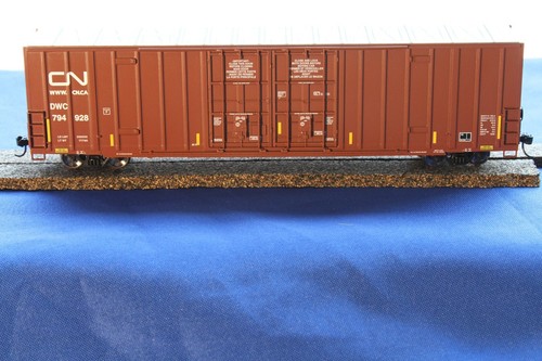 Walthers Mainline 910-2962 Canadian National DWC 794928 60' High-Cube Boxcar | Zustand: New