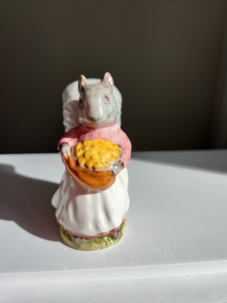 BESWICK ENGLAND Goody Tiptoes 陶器オブジェ Beswick Goody Tiptoes – Beatrix Potter Figurines.