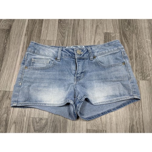 SO Juniors Size 5 Embroidered Pockets Denim Blue Jean Shortie Shorts