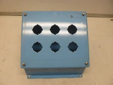 Metal enclousure 6 button control box 8-1/2 in x 6-3/4 in x 7 in