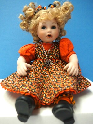 Marie Osmond Doll Yellow Yarn Hair 5