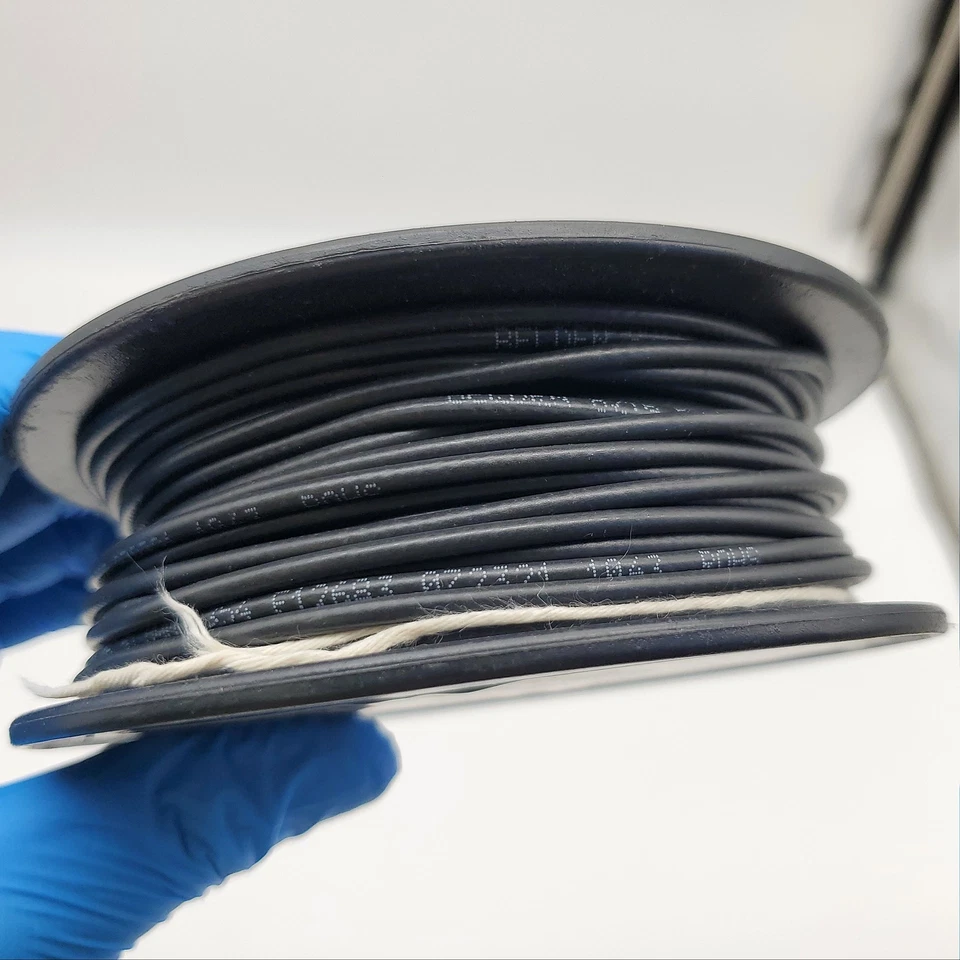 Fio de transmissão Belden 8216 010 100 pés cabo coaxial RG-174 26 AWG 7x34 50 OHM - Imagem 3 de 4