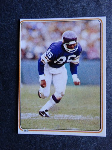 1983 Topps Stickers Football Cards Complete Your Set U Pick From List 166-330 - Picture 98 of 176