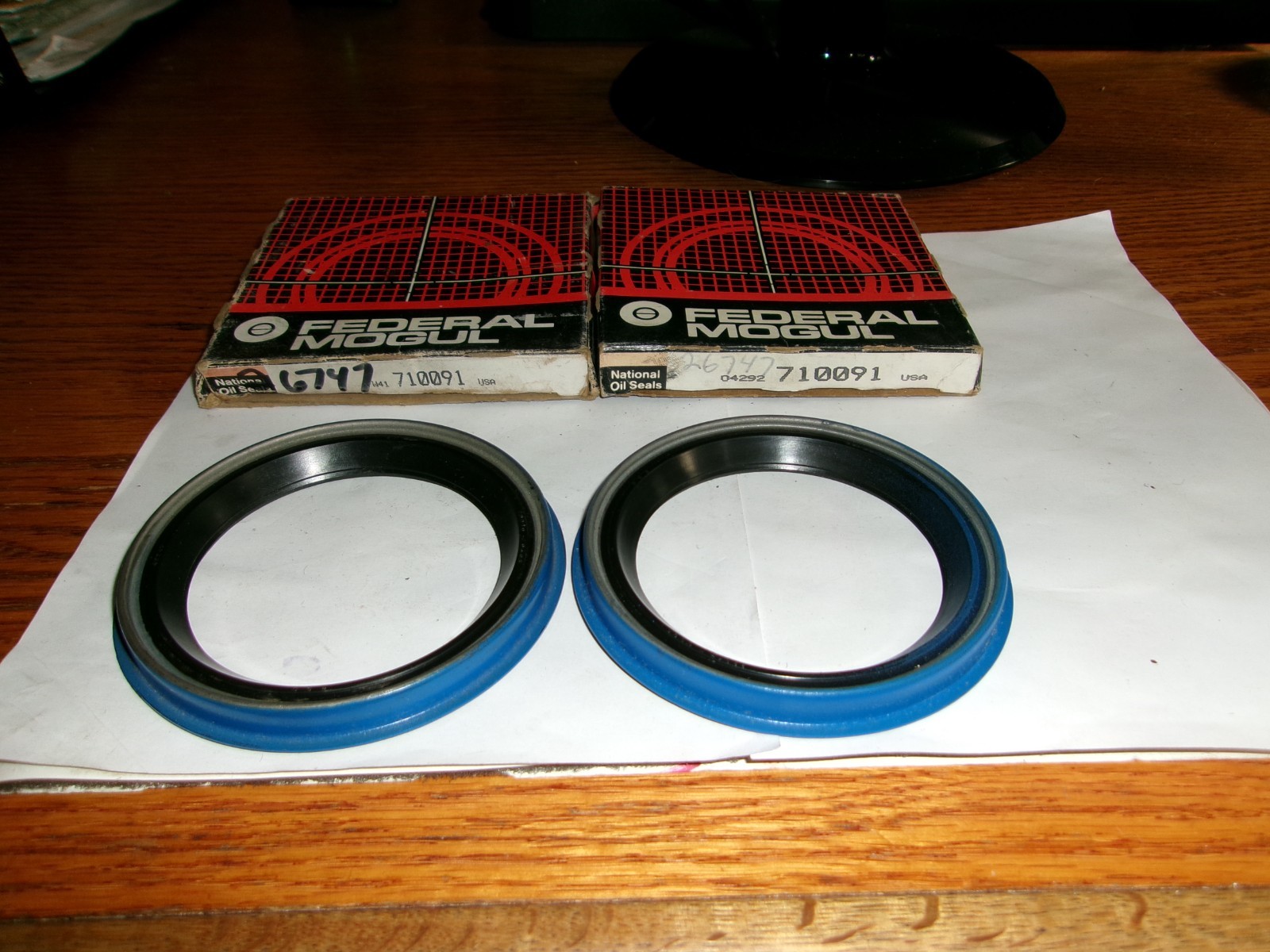 Seals= $14.98 = $7.49 Each =free Shipping