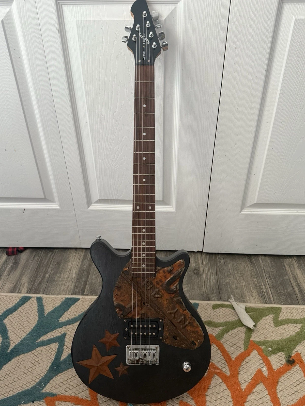 Picture 1 of 10