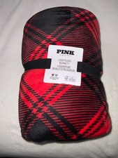 NWT VICTORIA'S SECRET PINK SHERPA BLANKET 50 X 60