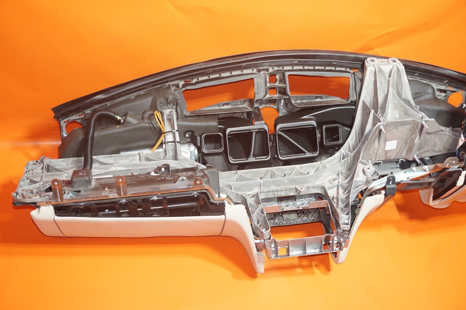 Maserati Quattroporte 2014-2017 Dashboard P/N 6700152450