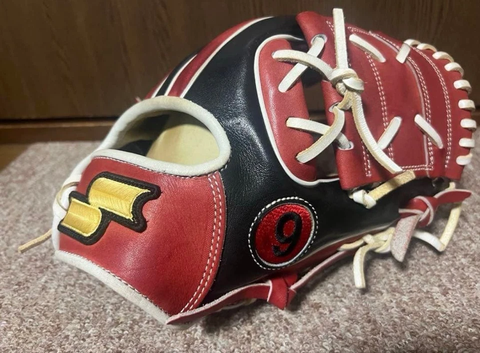 SSK Baez Model Soft Baseball Glove Red Black Leather Lace Used - Image 2 of 4