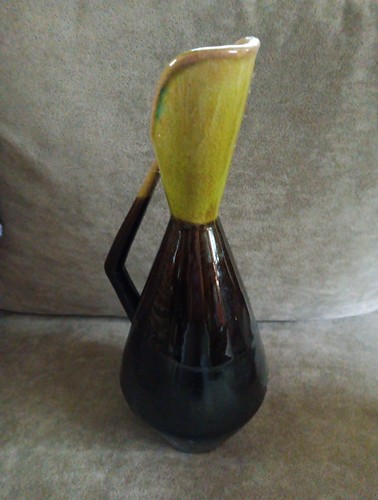MCM Black Avocado Ombre Glaze Art Pottery Vessel Modernist Wine Decanter Pitcher - Picture 4 of 6