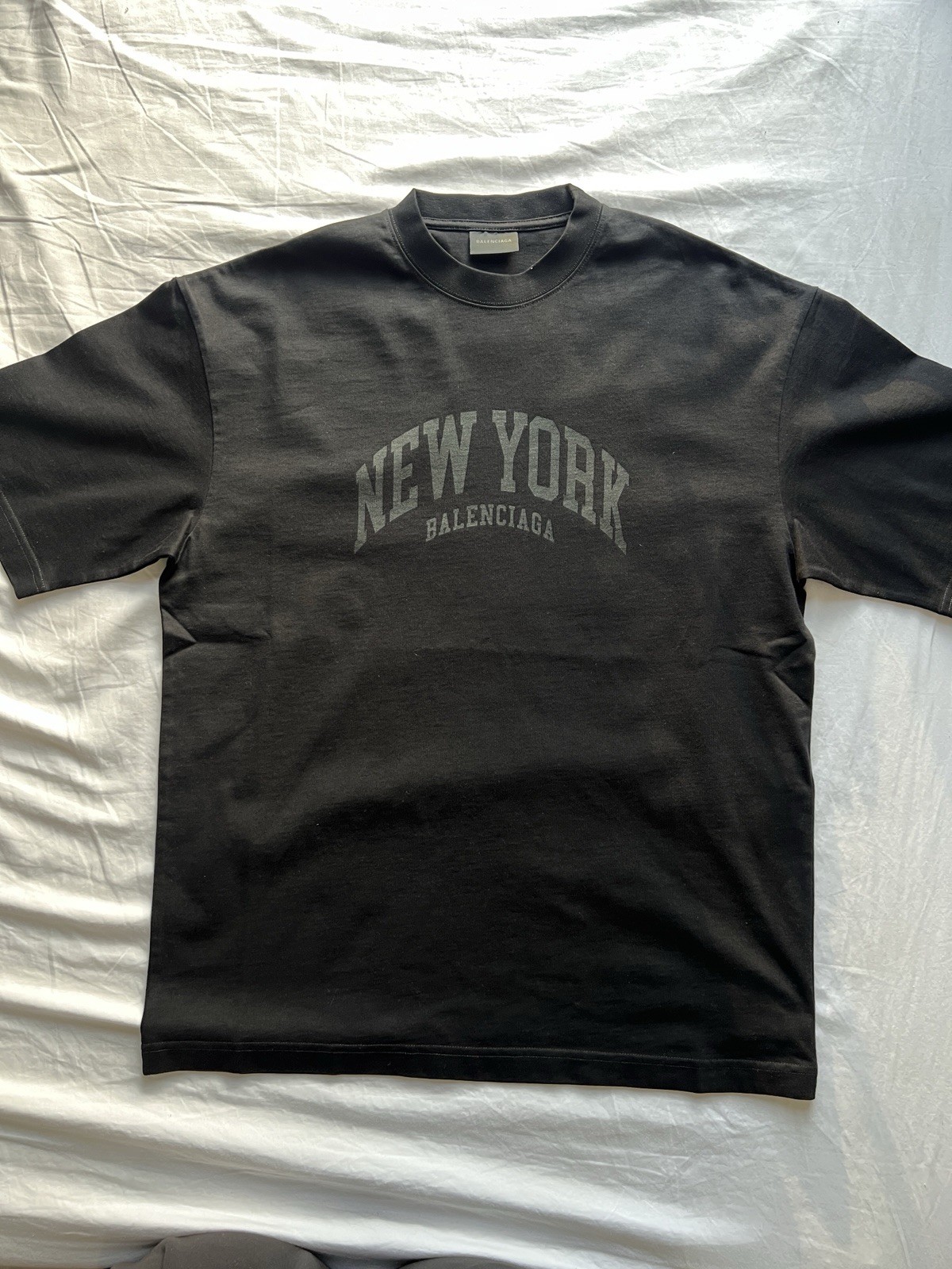 BNWT Balenciaga Men’s T-shirt XXS Oversized Fits Small-medium Black New York