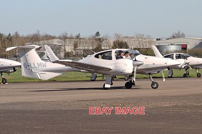 FOTO G-LLMW DIAMOND DA42 TWIN STAR WELLESBOURNE 18-03-2026 G-LLMW DIAMOND DA4