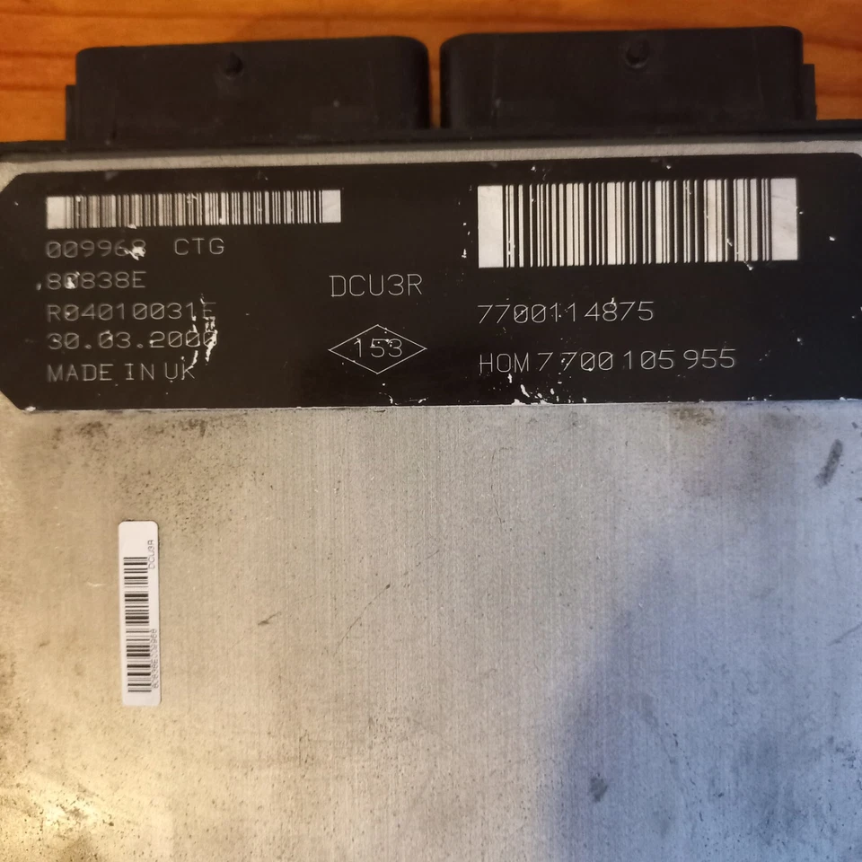 CALCULATEUR CLIO 2 1.9 D LUCAS DCU3R R04010031 / 7700114875 / HOM 7700105955 - Photo 2/2