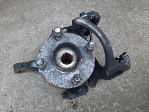 Ford Fiesta JA8 Bj2014  Radnabe Radlagergehäuse Vorne Rechts  257mm  AB 2012 !!!