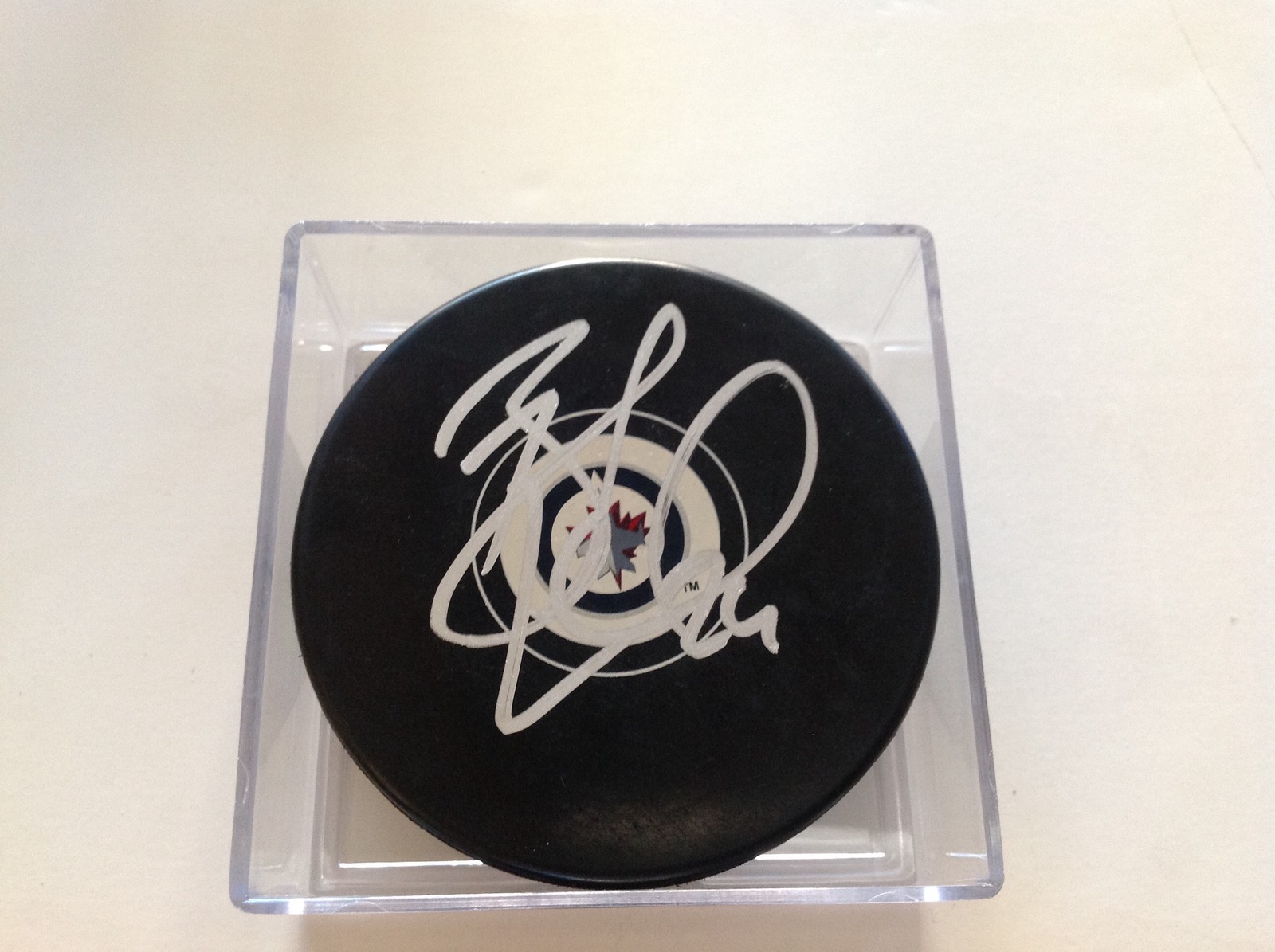 Blake Wheeler Signed Hockey Puck Winnipeg Jets Autographed c – SHESTCO