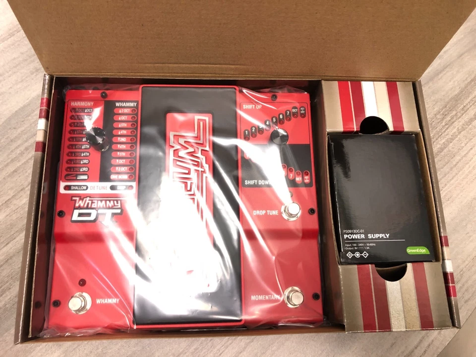 Pedal de efectos para guitarra Digitech Whammy DT Pitch Shift Drop Tune True Bypass Foto 3 de 4