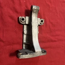 OEM Harley Davidson Ironhead Sportster Engine Rear Motor Mount 16204-82A