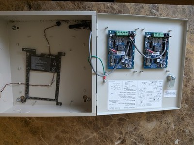 Software House iStar Edge - Edgestar 4-Reader 64MB Enclosure Panel ESTAR004