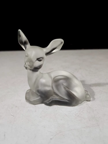 Vintage Fenton Glass Frosted Satin Deer/Fawn Figurine