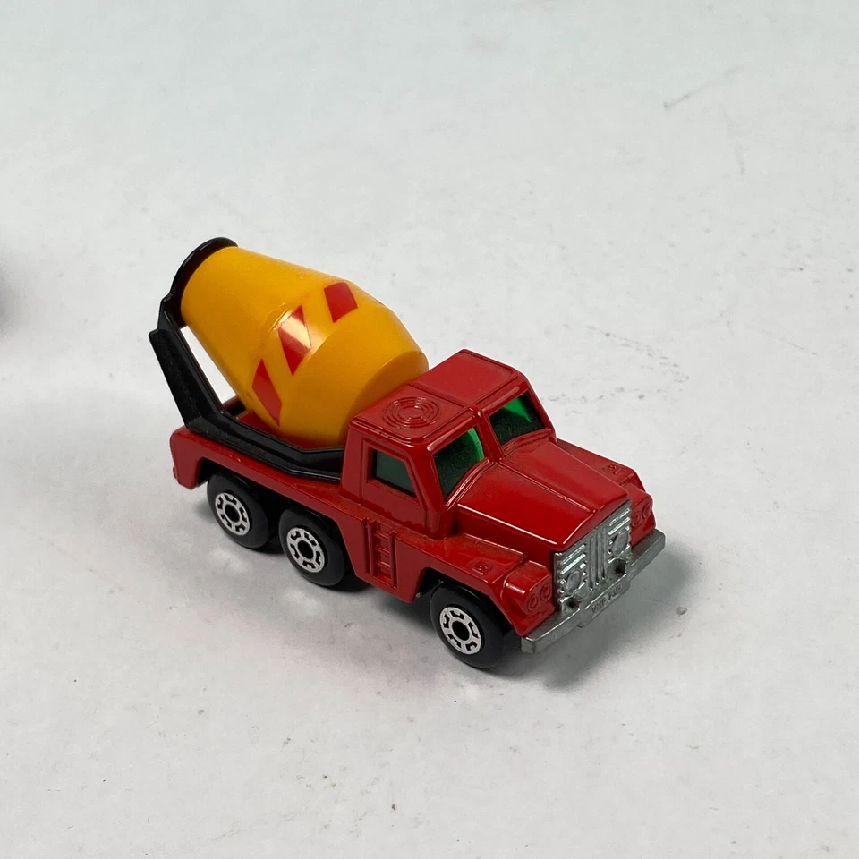 Matchbox Cement Truck Superfast Red 19 Toy Car With Box 1976 Lesney With Box - Image 4 of 4
