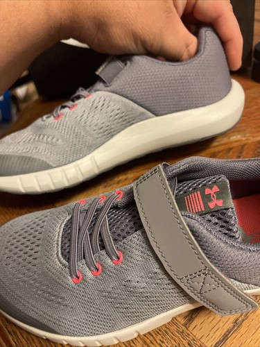 Under Armour UA GPS Pursuit Ac 3y New With Box - Picture 7 of 8