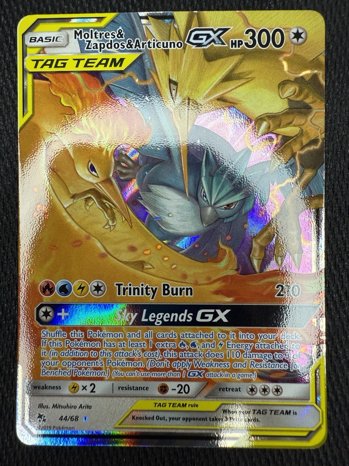 Moltres Zapdos Articuno GX 44/68 Hidden Fates Ultra Rare Tag Team Pokemon Card