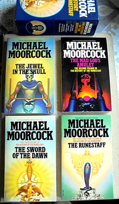 MICHAEL MOORCOCK THE HISTORY OF THE RUNESTAFF BOX 4 BÄNDE SKI FI 1980