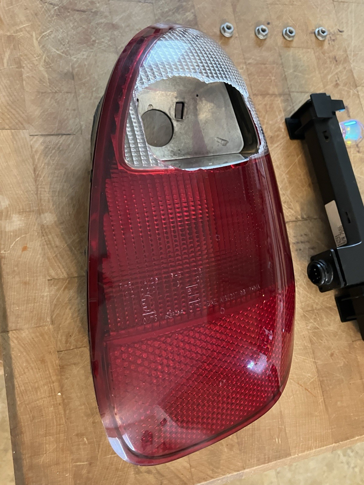 Bentley Arnage 1998 Rear Right Tail light